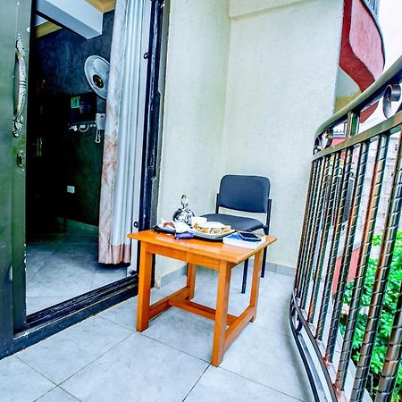 Harts Motel Kampala Eksteriør bilde